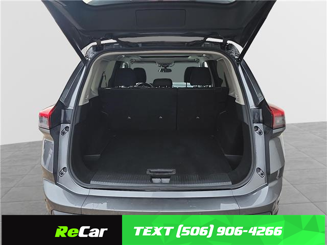 2024 Nissan Rogue SV Moonroof