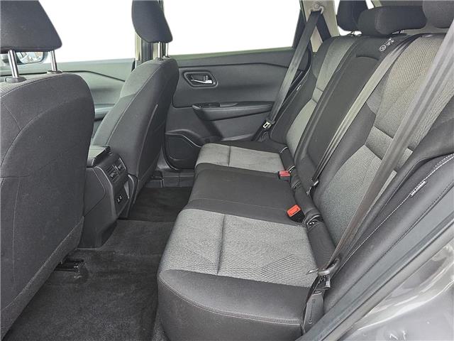 2024 Nissan Rogue SV Moonroof