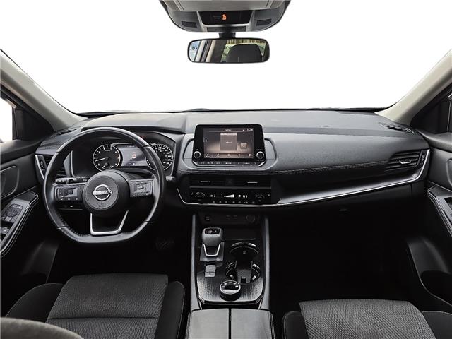 2024 Nissan Rogue SV Moonroof