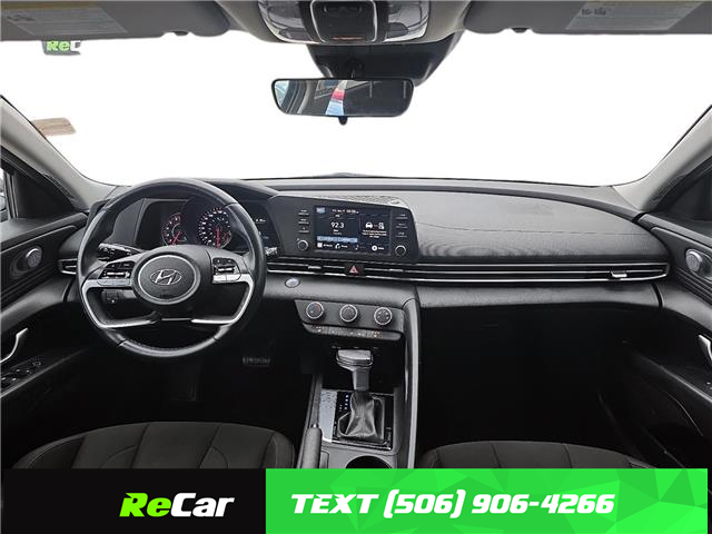 2023 Hyundai Elantra Preferred