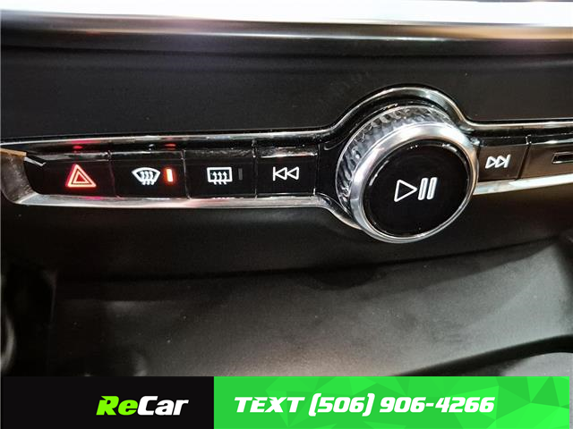 2019 Volvo V60 Cross Country T5 Momentum