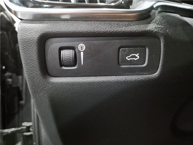 2019 Volvo V60 Cross Country T5 Momentum