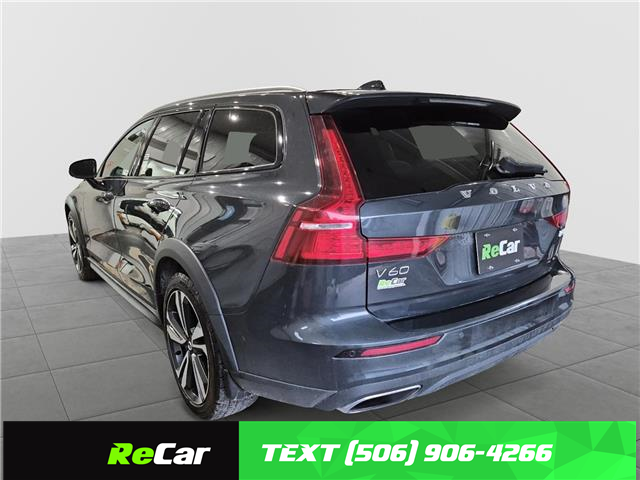 2019 Volvo V60 Cross Country T5 Momentum