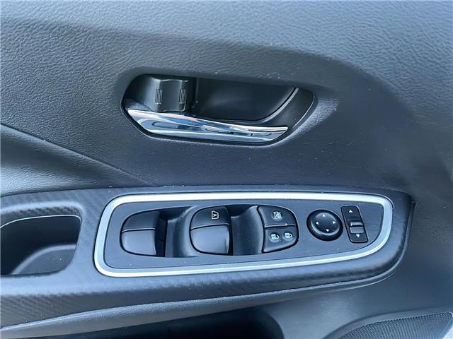 2024 Nissan Versa SR