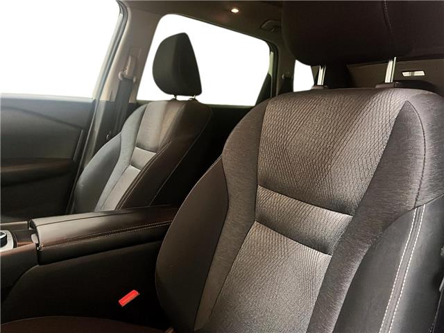 2024 Nissan Rogue SV Moonroof