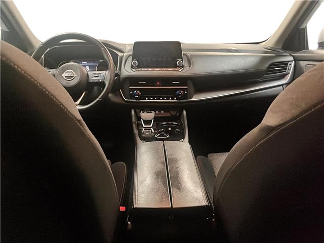 2024 Nissan Rogue SV Moonroof