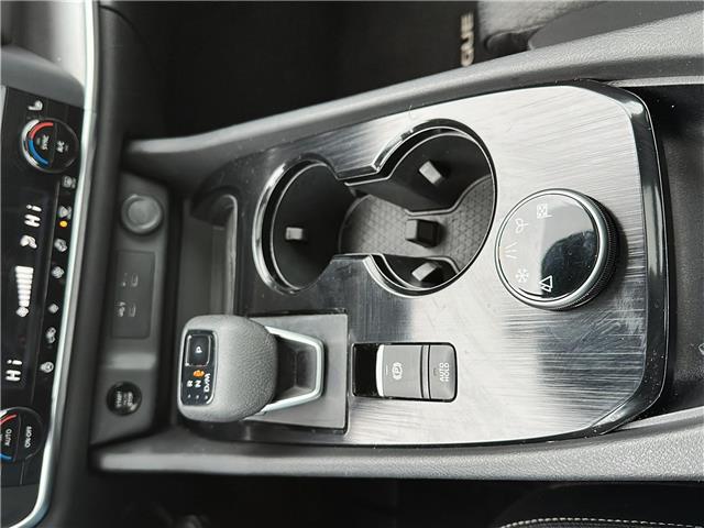 2024 Nissan Rogue SV Moonroof