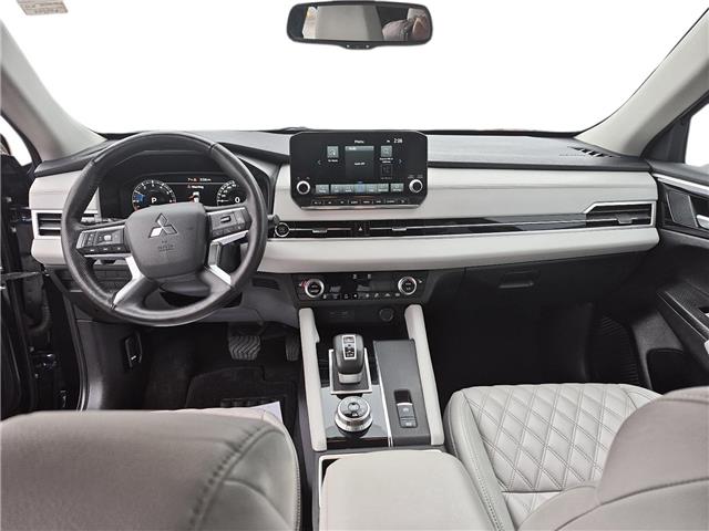 2023 Mitsubishi Outlander SEL