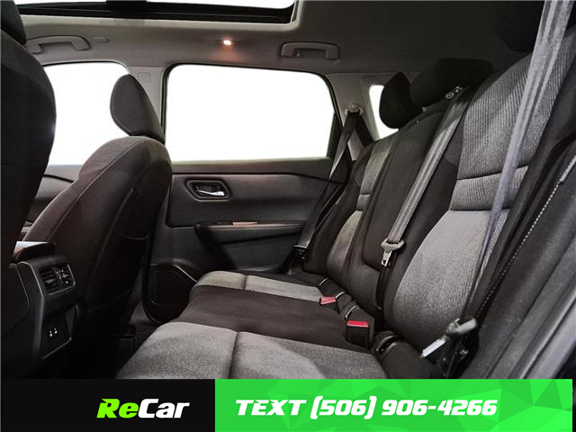 2024 Nissan Rogue SV Moonroof