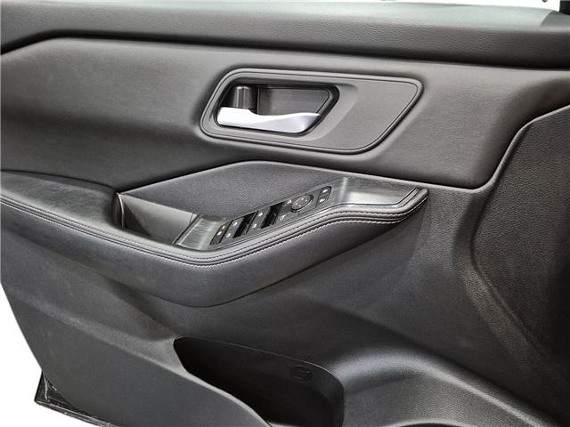 2024 Nissan Rogue SV Moonroof