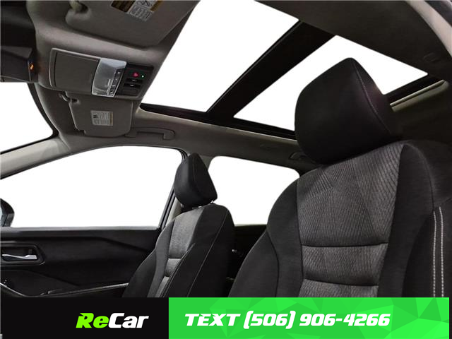 2025 Nissan Rogue SV Moonroof