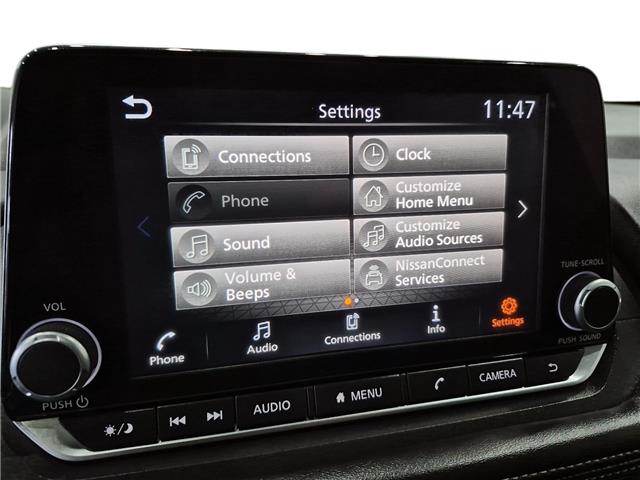 2025 Nissan Rogue SV Moonroof