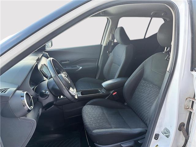 2022 Nissan Kicks SV