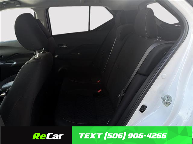 2022 Nissan Kicks SV