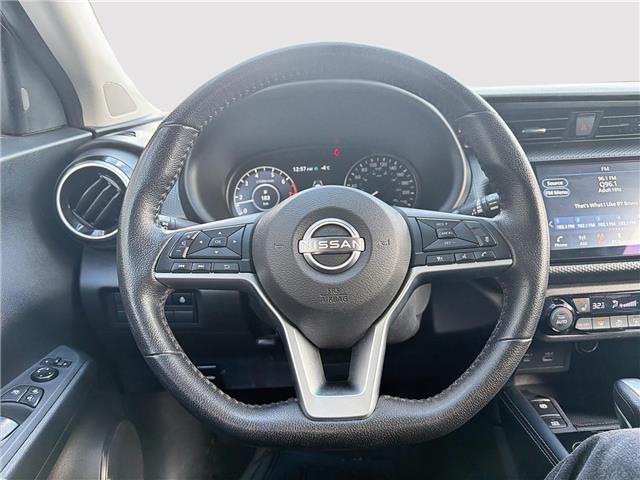 2022 Nissan Kicks SV
