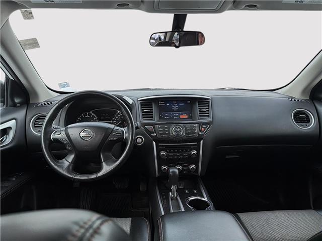 2020 Nissan Pathfinder SV Tech