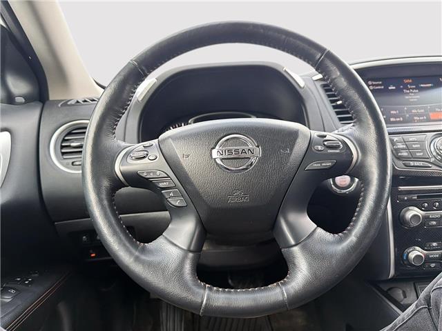 2020 Nissan Pathfinder SV Tech