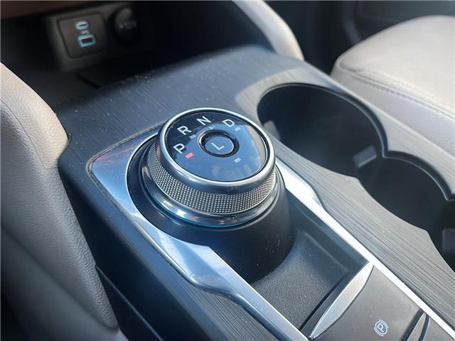 2022 Ford Escape SEL Hybrid