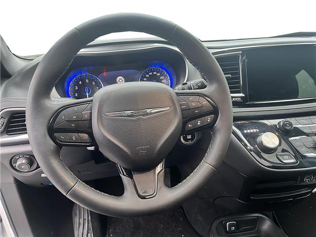 2024 Chrysler Pacifica Touring-L