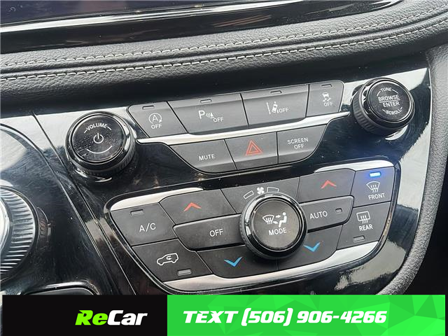 2024 Chrysler Pacifica Touring-L