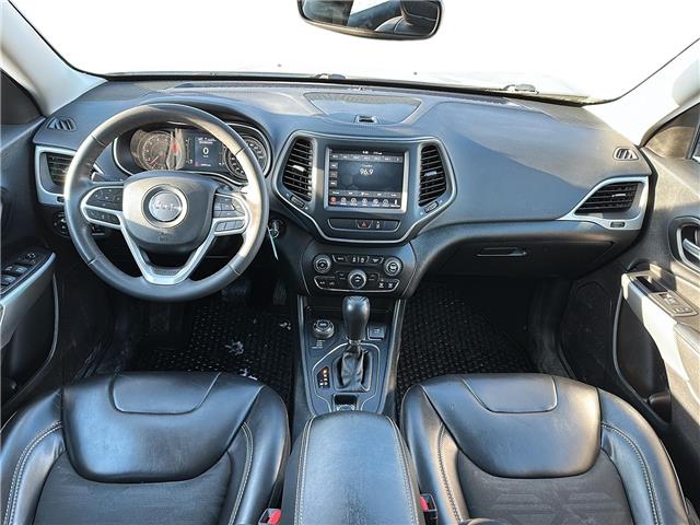 2022 Jeep Cherokee Sport