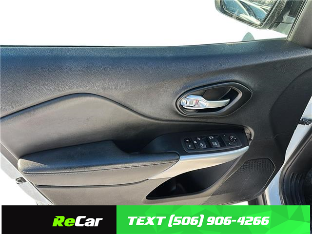 2022 Jeep Cherokee Sport