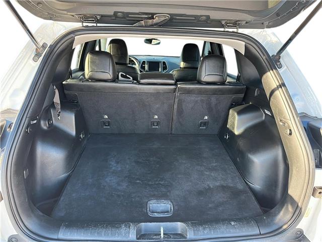 2022 Jeep Cherokee Sport