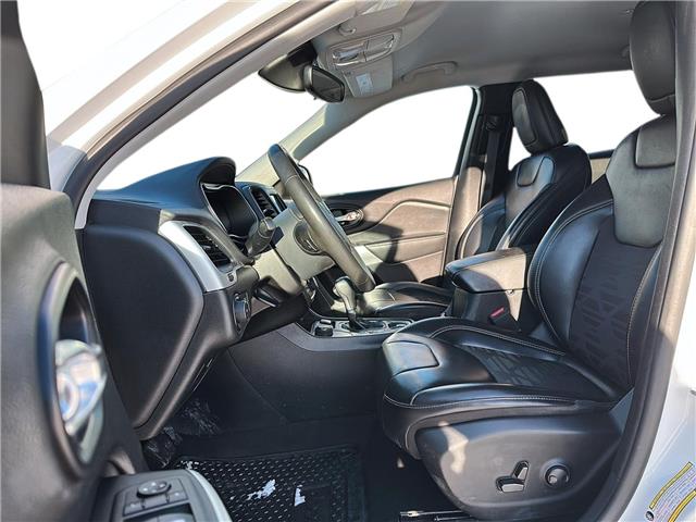 2022 Jeep Cherokee Sport