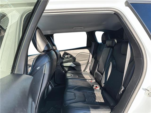 2022 Jeep Cherokee Sport