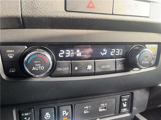 2022 Nissan Frontier SV