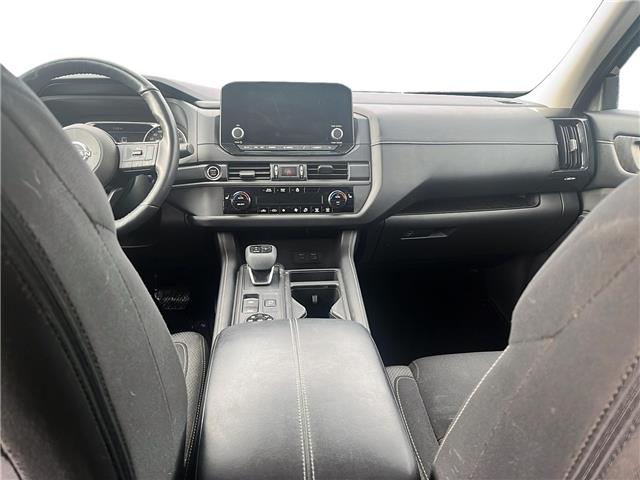 2023 Nissan Pathfinder S