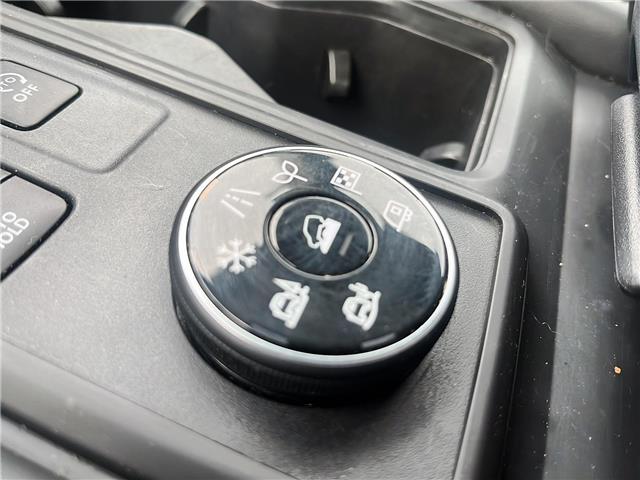 2023 Nissan Pathfinder S