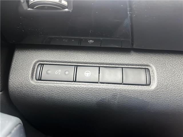 2023 Nissan Pathfinder S