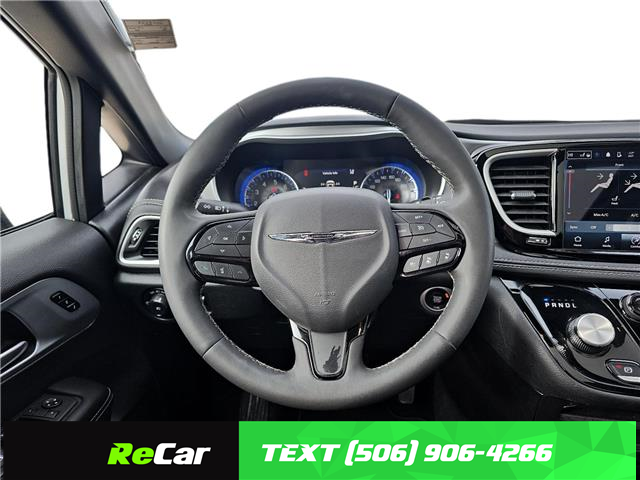 2024 Chrysler Pacifica Touring-L