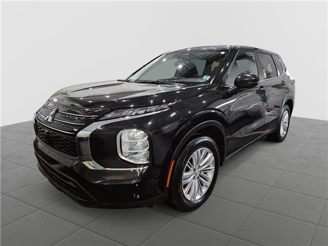 2022 Mitsubishi Outlander ES