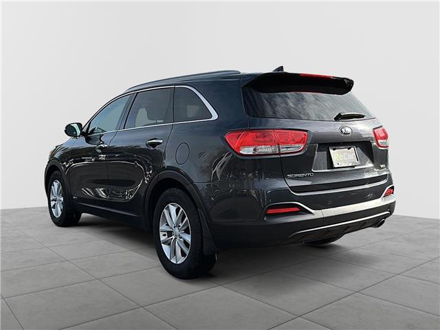 2017 Kia Sorento 2.0L LX Turbo