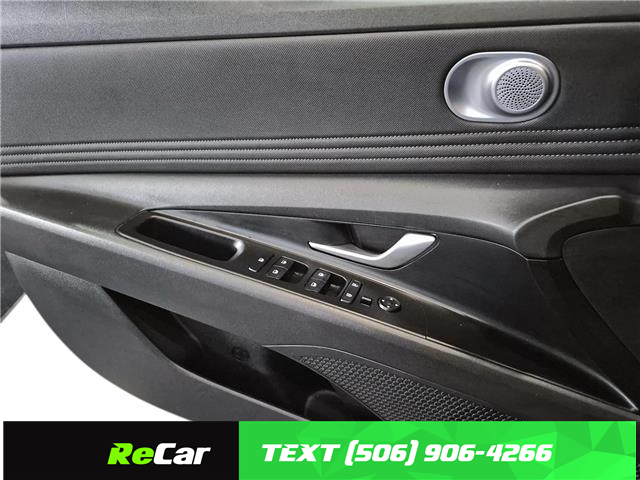 2023 Hyundai Elantra Preferred