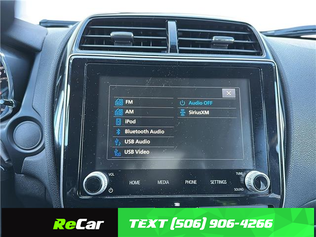 2023 Mitsubishi RVR SE