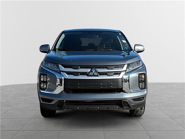 2023 Mitsubishi RVR SE