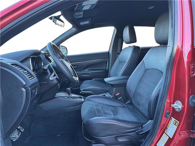 2020 Mitsubishi RVR SEL