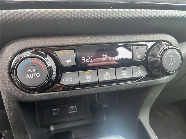 2025 Nissan Kicks Play SV