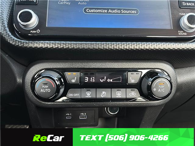 2025 Nissan Kicks Play SV