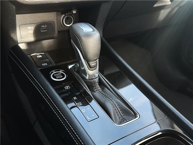 2025 Nissan Kicks Play SV