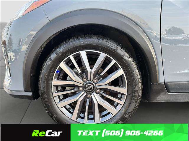 2025 Nissan Kicks Play SV