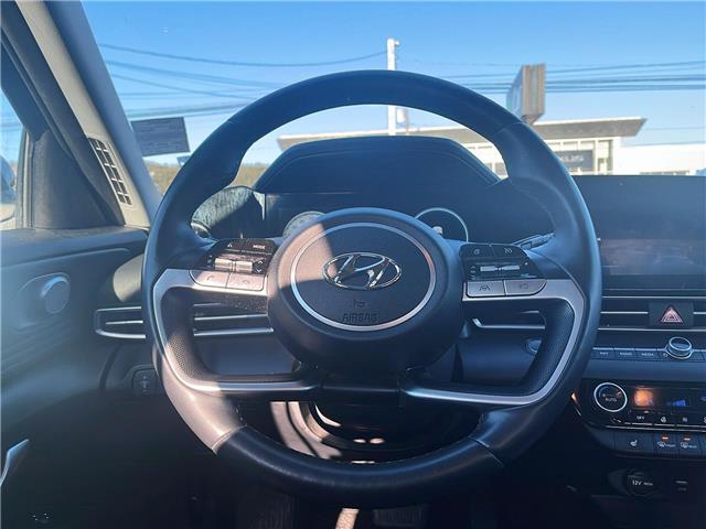 2023 Hyundai Elantra Preferred w/Tech Package