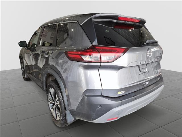 2023 Nissan Rogue SV Moonroof