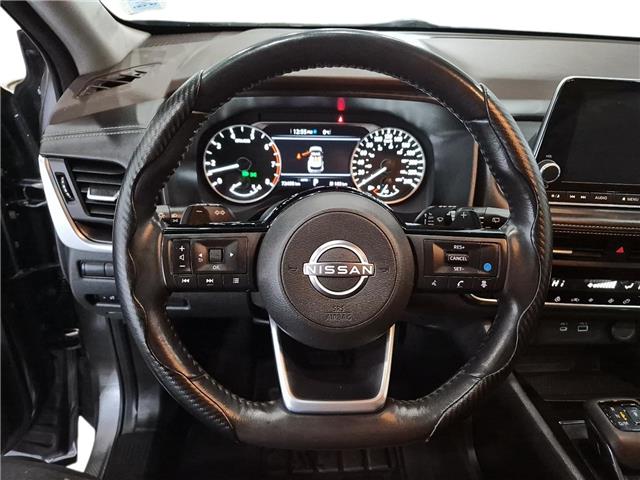 2023 Nissan Rogue SV Moonroof