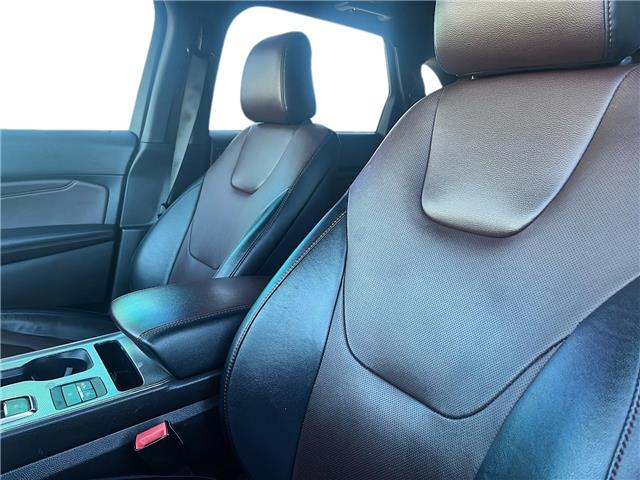 2021 Ford Edge Titanium