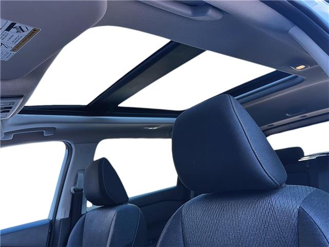 2025 Nissan Rogue SV Moonroof