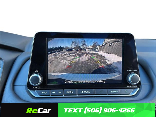 2025 Nissan Rogue SV Moonroof